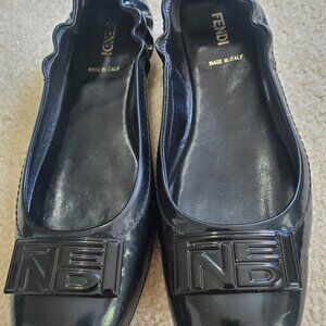 Black Patent Leather FENDI Ballet Flats sz. 37